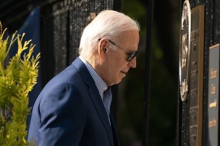 Souffrant de dents, Joe Biden a dû modifier son agenda lundi et annuler un entretien avec le secrétaire général de l'Otan.
